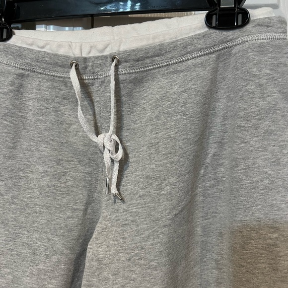 Pair of GW Sport Calf-length Sweatpants Size Medium - Picture 2 of 5